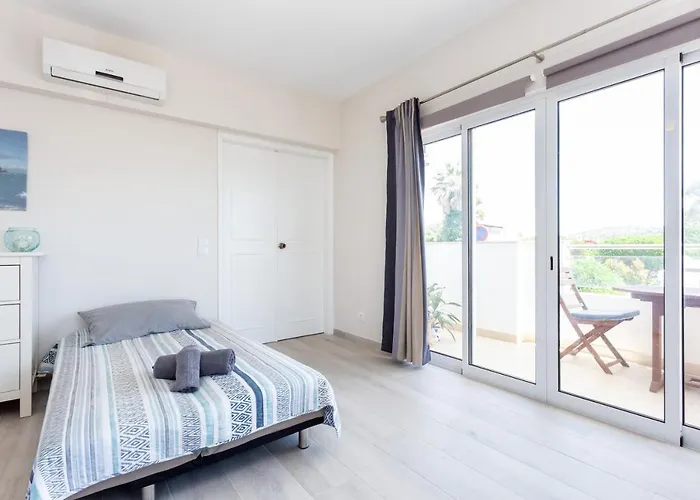 Mariners - Bright And Stylish - Walk To The *